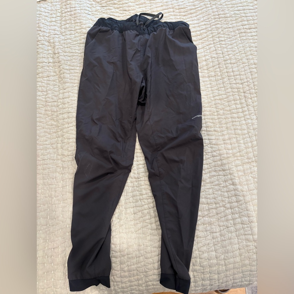Patagonia Men's Black Joggers- worn wear